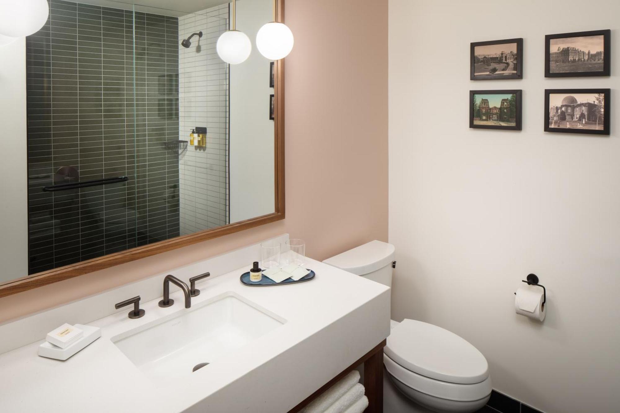 The Heartwood Hotel Пъкипсий Екстериор снимка